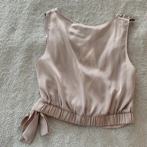 Zara | Silky Tank - Picture 5 of 6